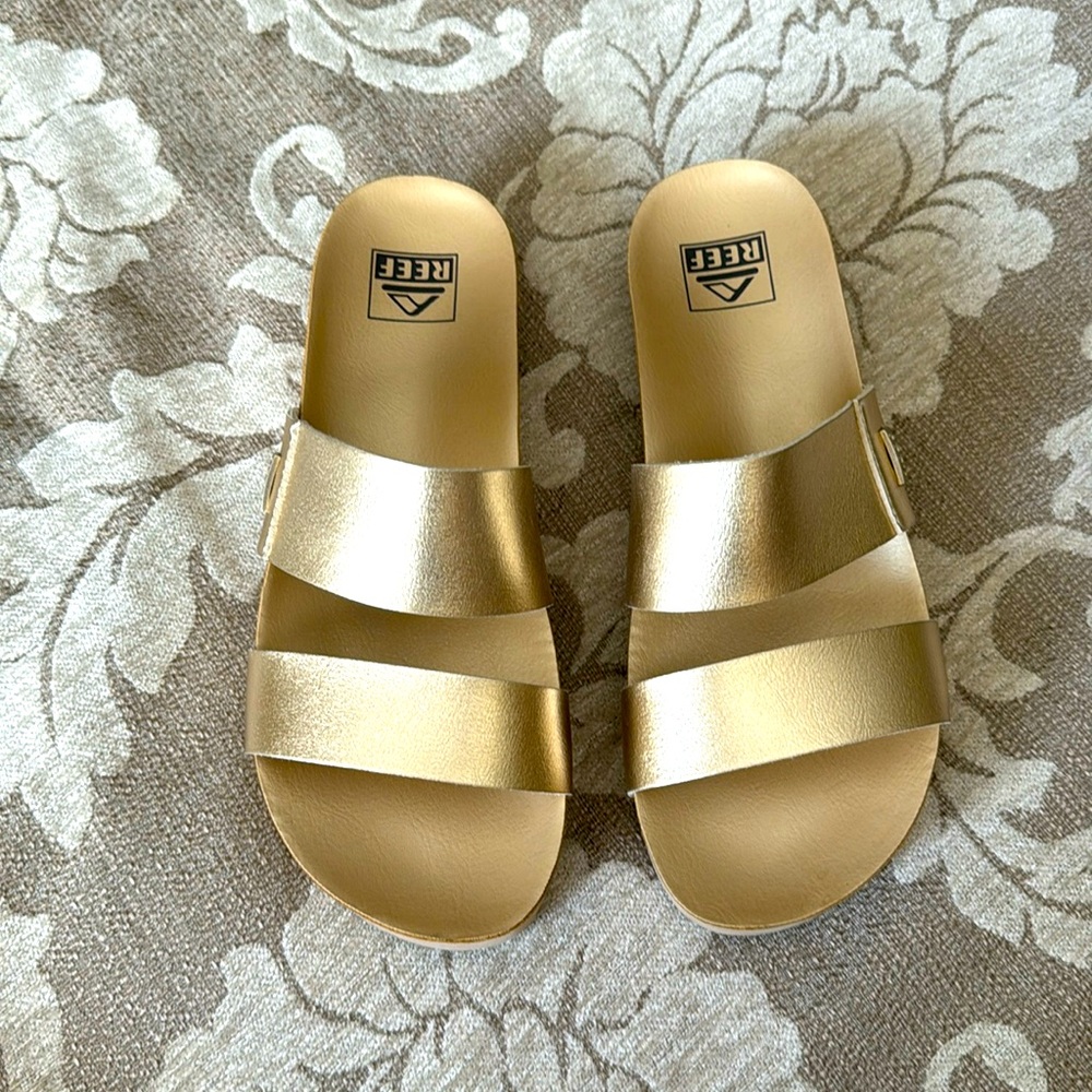 Reef sandals